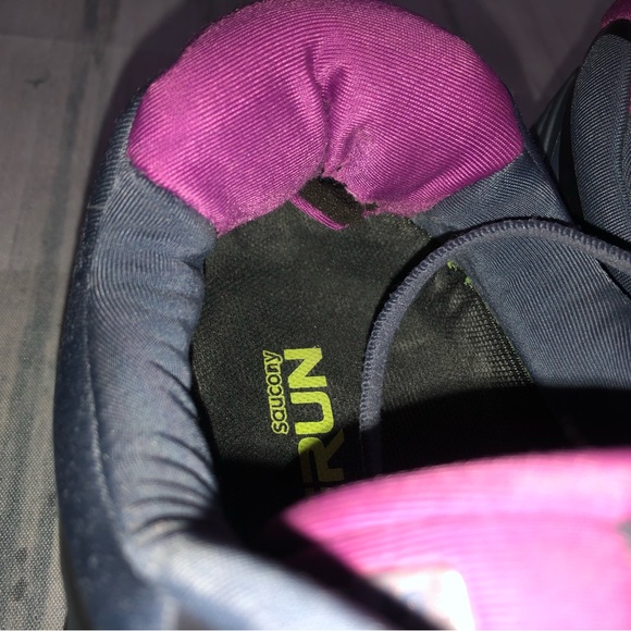 Women’s Saucony Triumph Iso 4 sneakers size 10W - Picture 7 of 12